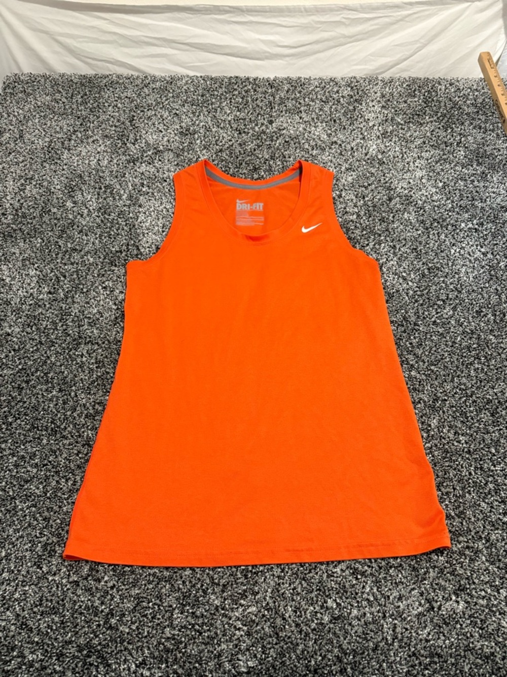 Nike Dri-FIT Orange Athletic Tank Top size medium